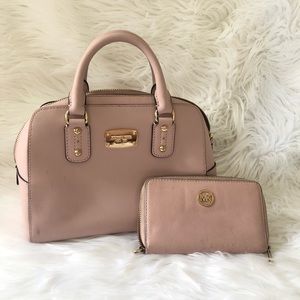 Michael Kors purse and wallet set
